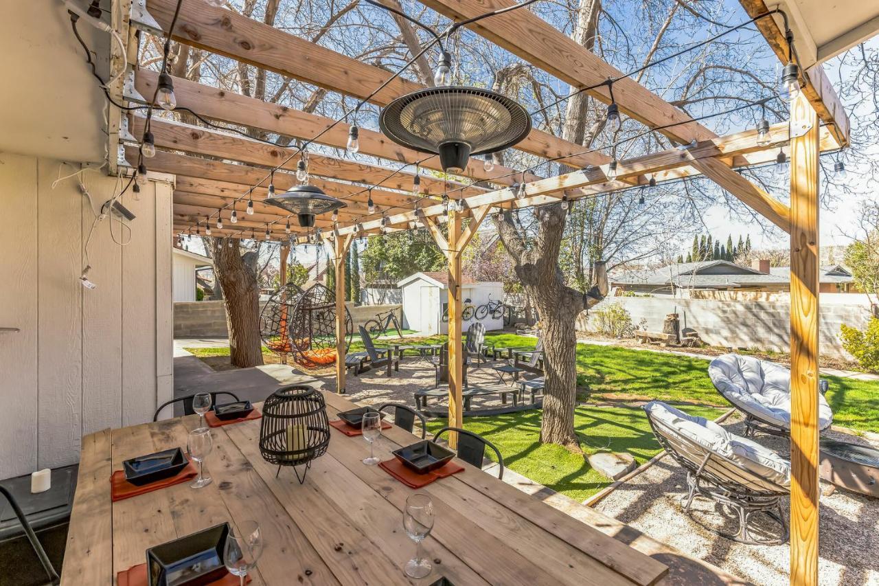 St George Family Getaway With Fire Pit, Ping Pong And Pet-Friendly Amenities St. George Luaran gambar